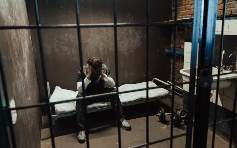 Horrores Carcelarios: Excarcelados de Venezuela Comparten Testimonios Crueles Horrores Carcelarios: Excarcelados de Venezuela Comparten Testimonios Crueles